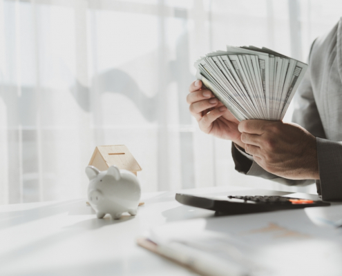 how do staffing agencies make money